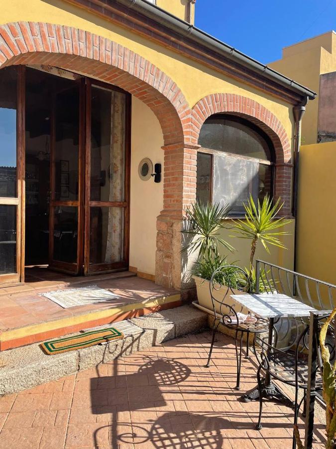 Aventina Holiday Home Burcei Exterior foto
